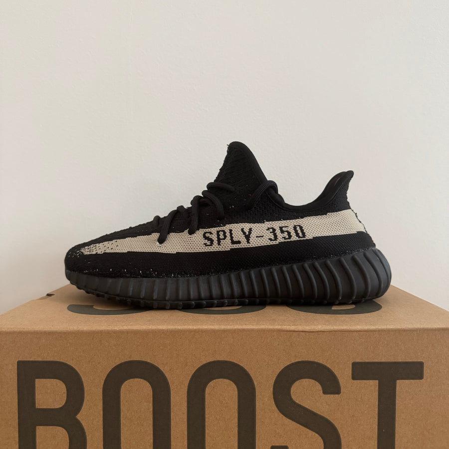Adidas Yeezy 350 V2 Oreo